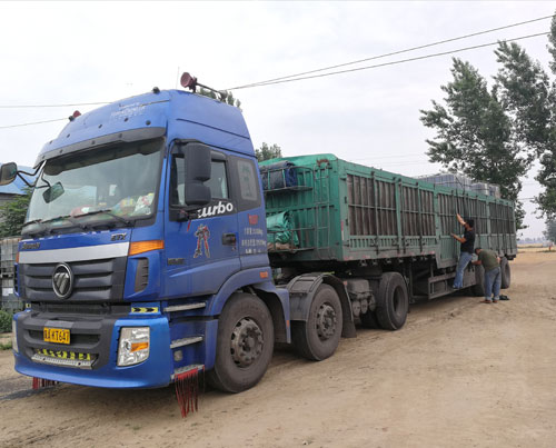30吨木醋液发往新疆
